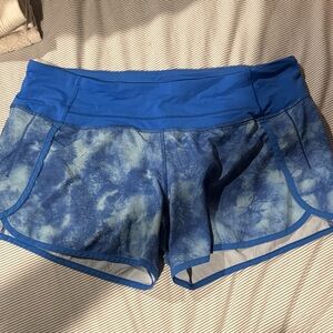 Lululemon Athletica Blue Patterned Athletic Shorts
